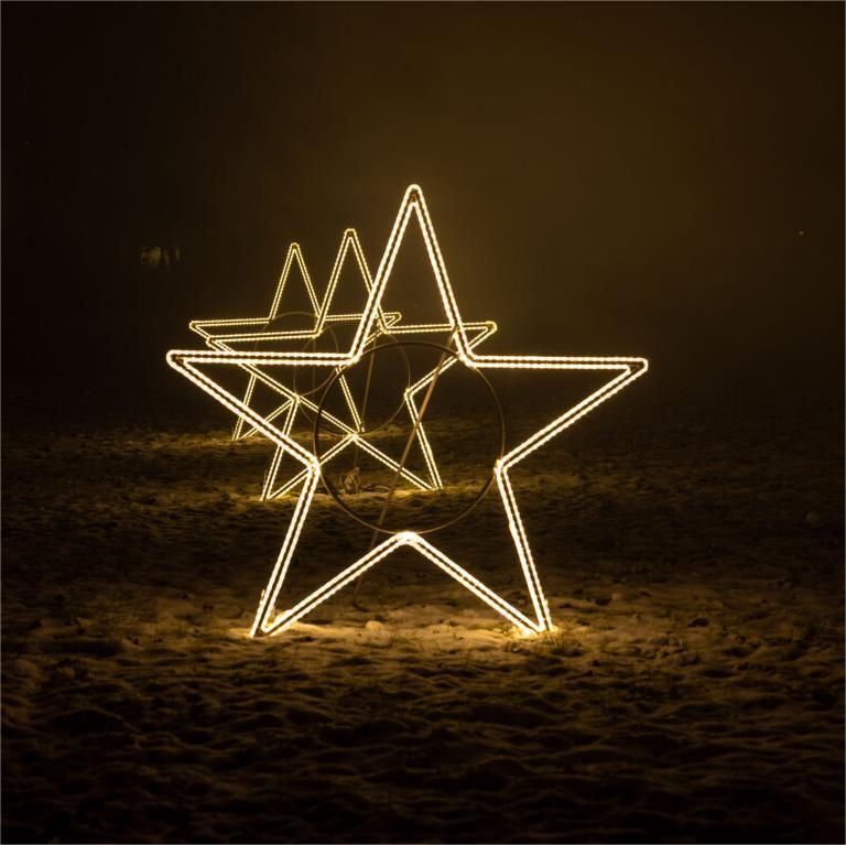 Giant Pre-Lit LED Hollow Star 2D Wire Frame Decor